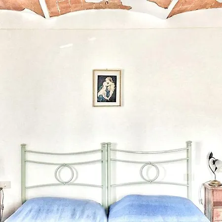 Via Nazionale - 6 * Soci