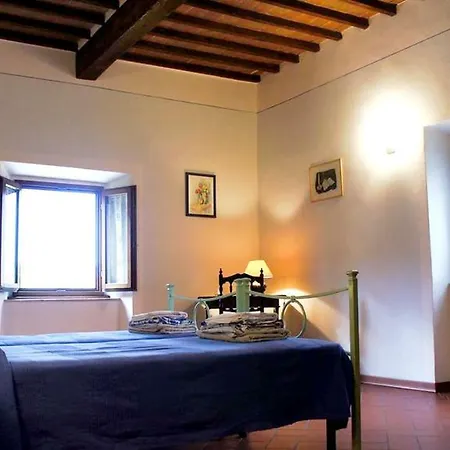 Via Nazionale - 6 * Soci